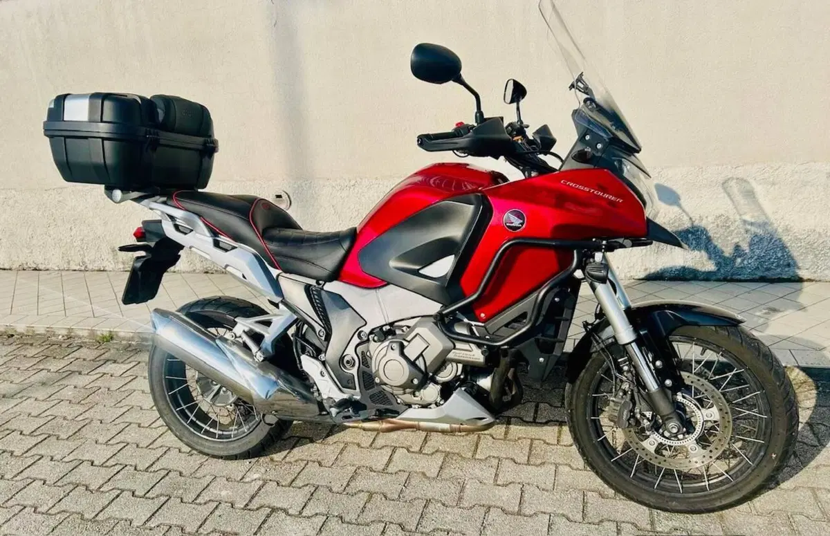 Honda VFR 1200 F DCT ABS (2010 - 16) (2)
