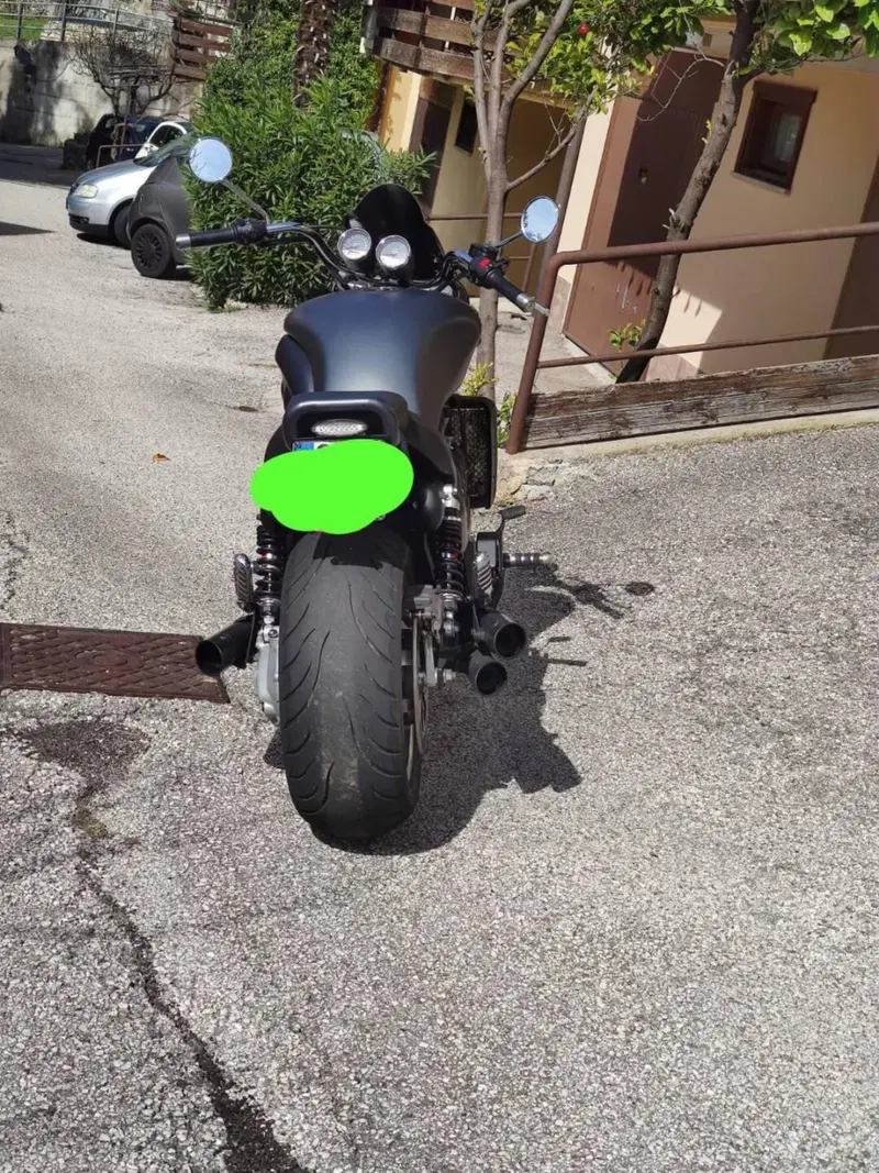 Triumph Rocket 3 (2004 - 11)