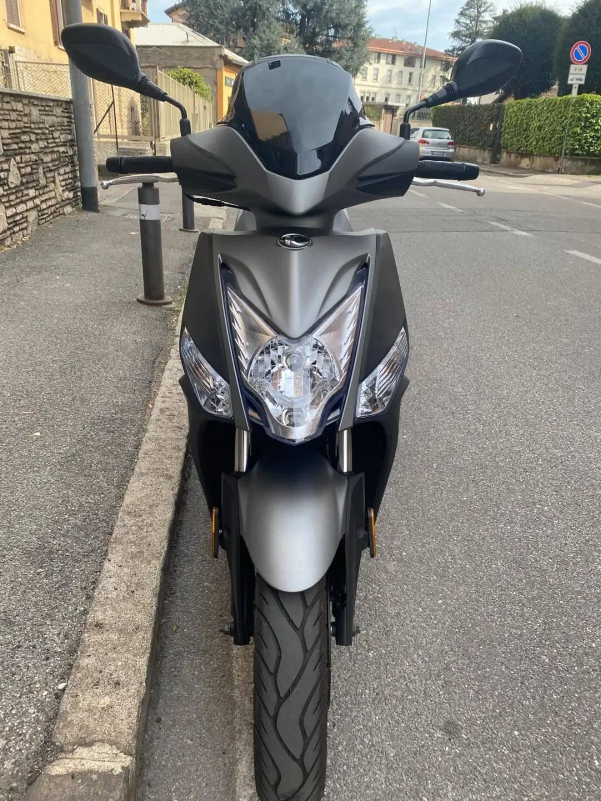 Kymco Agility 200i R16 + (2021 - 25) (3)