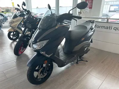 Suzuki Burgman Street 125 Executive (2023 - 26) nuova