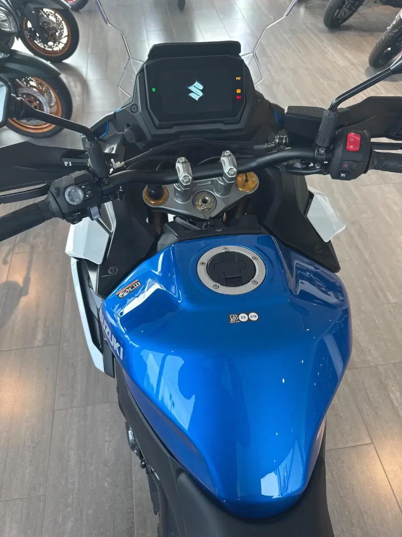 Suzuki GSX-S1000GX (2024 - 26) (4)