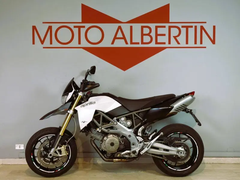 Aprilia Dorsoduro 750 (2009 - 14) (2)