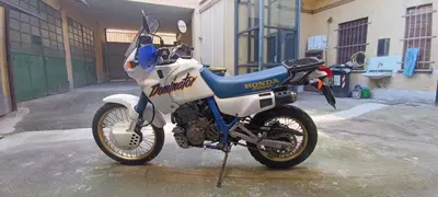 Honda NX 650 Dominator (1988 - 90) usata