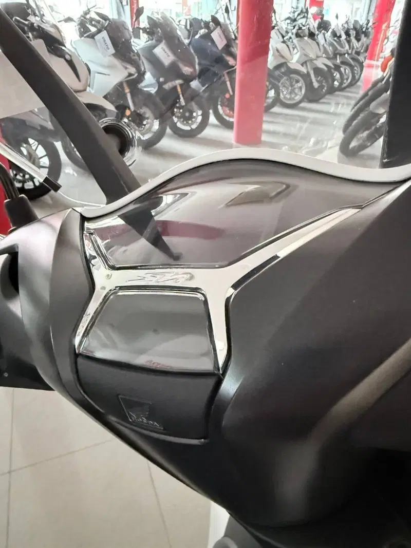 Honda SH 125i Sport (2024 - 25) (5)