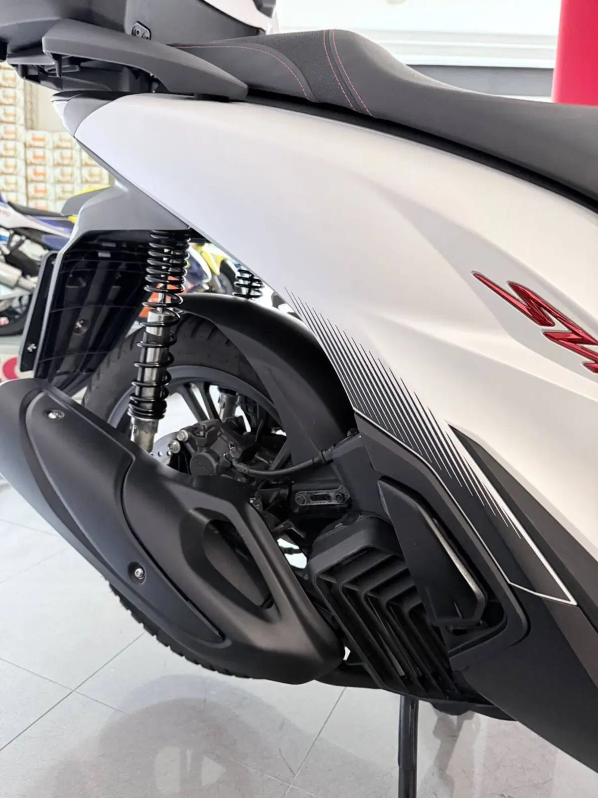 Honda SH 125i Sport (2024 - 25) (6)