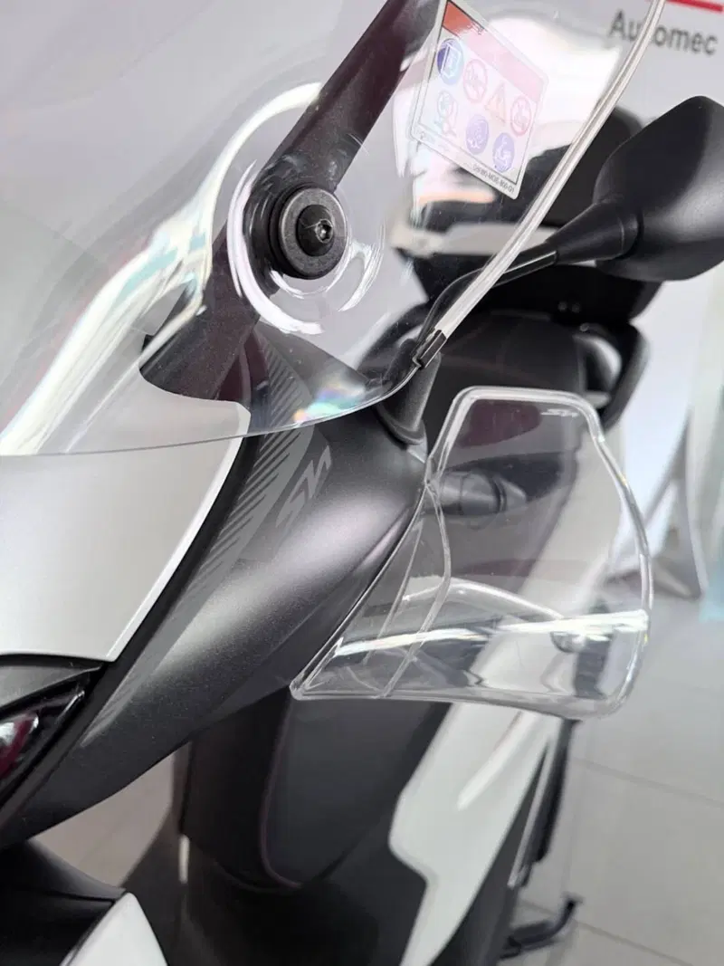 Honda SH 125i Sport (2024 - 25) (6)