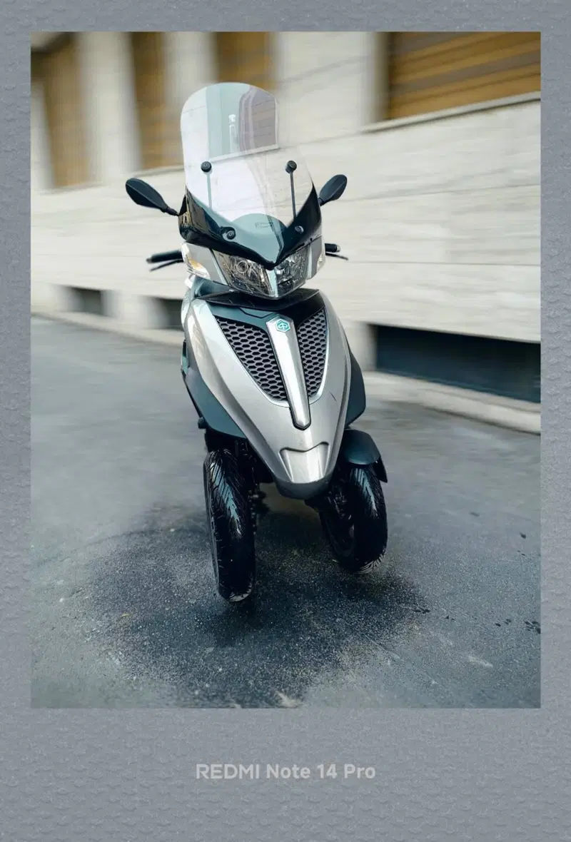 Piaggio Mp3 300 ie Yourban ERL (2011 - 17)
