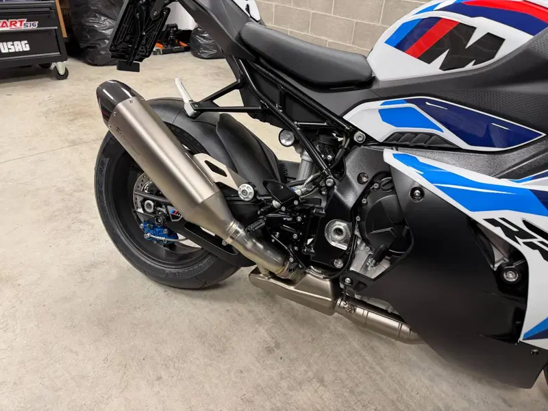 Bmw M 1000 RR (2025 - 26) (3)