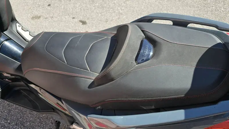 Yamaha X-Max 300 Tech Max (2021 - 24) (5)