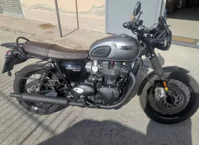 Triumph Bonneville T120 Black (2021 - 25) usata