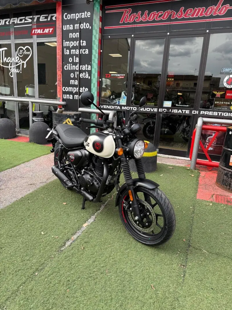 Royal Enfield HNTR 350 (2022 - 26) (2)