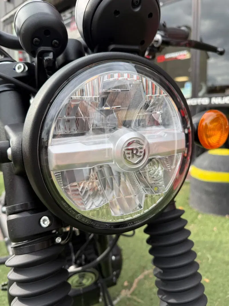 Royal Enfield HNTR 350 (2022 - 26) (5)