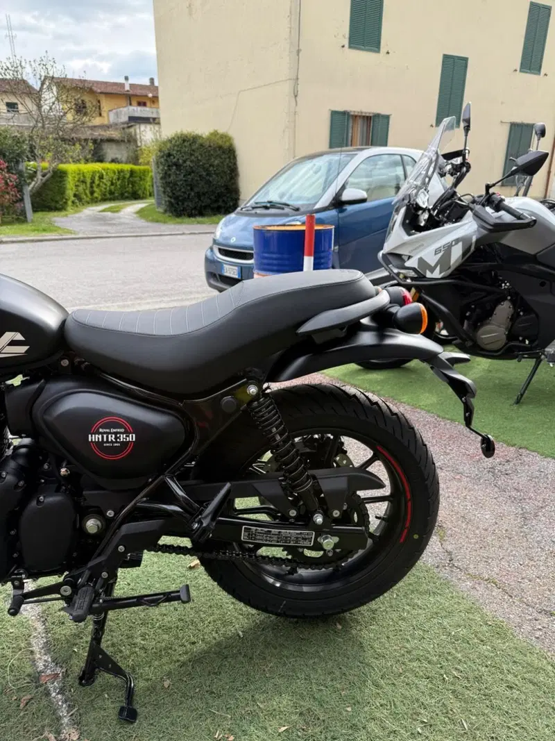 Royal Enfield HNTR 350 (2022 - 26) (16)