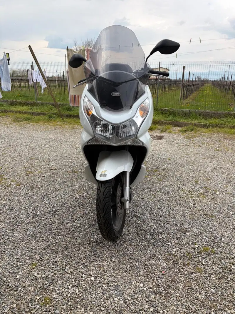 Honda PCX 150 (2012 - 13) (4)