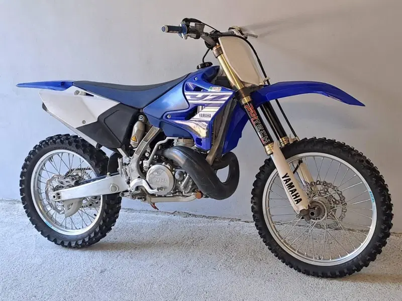 Yamaha YZ 250 (2009) (3)