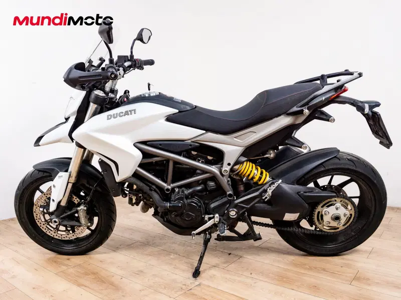 Ducati Hyperstrada 821 (2013 - 15) (6)