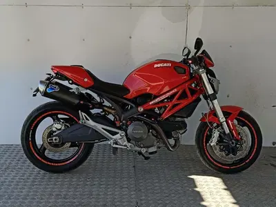 Ducati Monster 696 Plus (2007 - 14) usata
