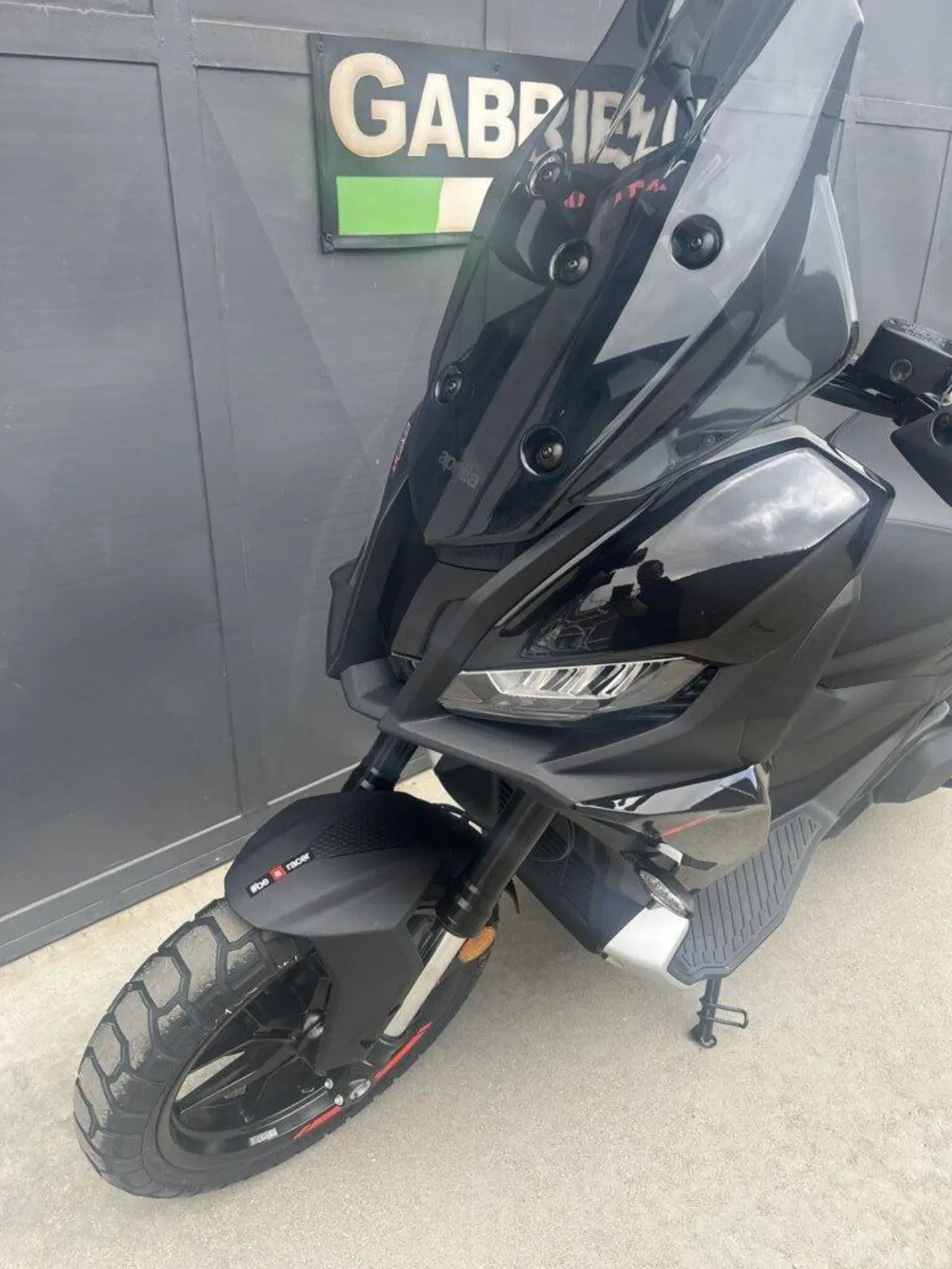 Aprilia SR GT 400 (2026) (2)