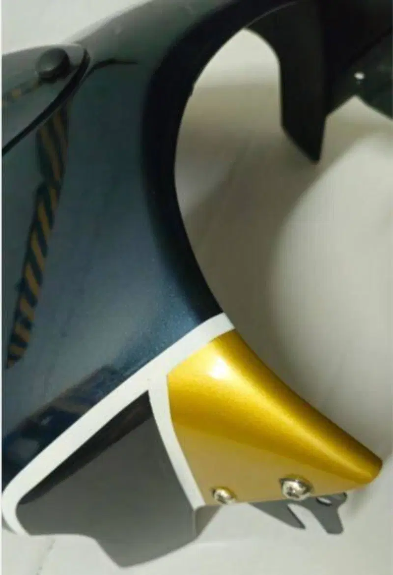 cupolino KAWASAKI Z 900 RS Puig (5)