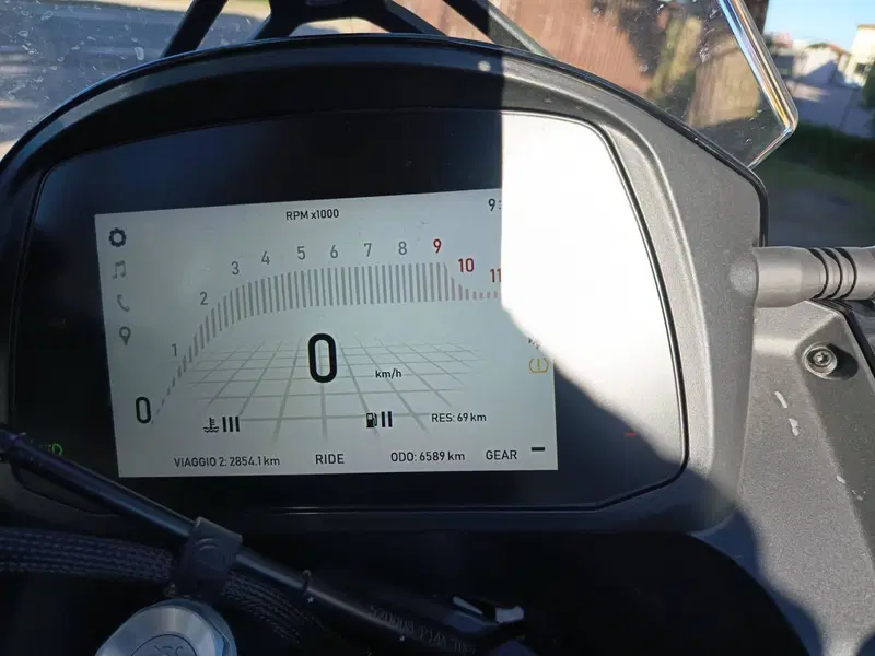 Moto Morini X-Cape 650 (2021 - 26) (3)