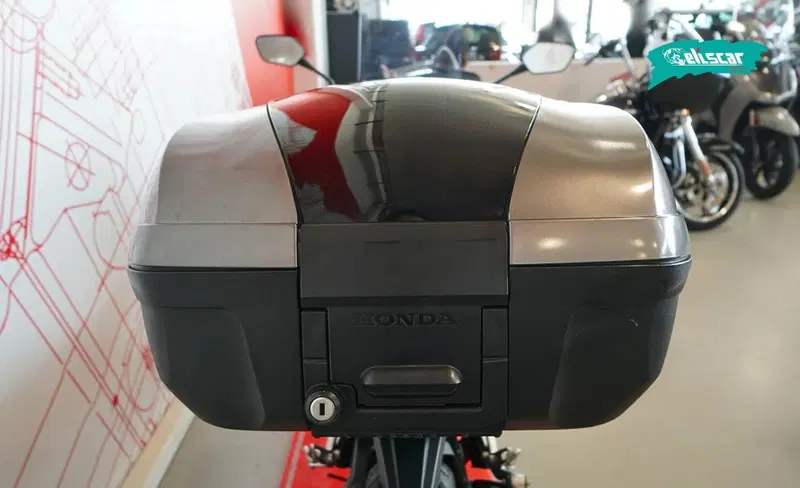 Honda Integra 750 DCT (2016 - 17) (6)