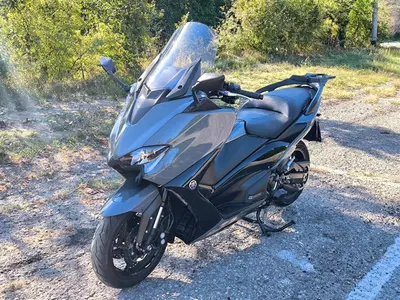 Yamaha T-Max 560 Tech Max (2021) usata