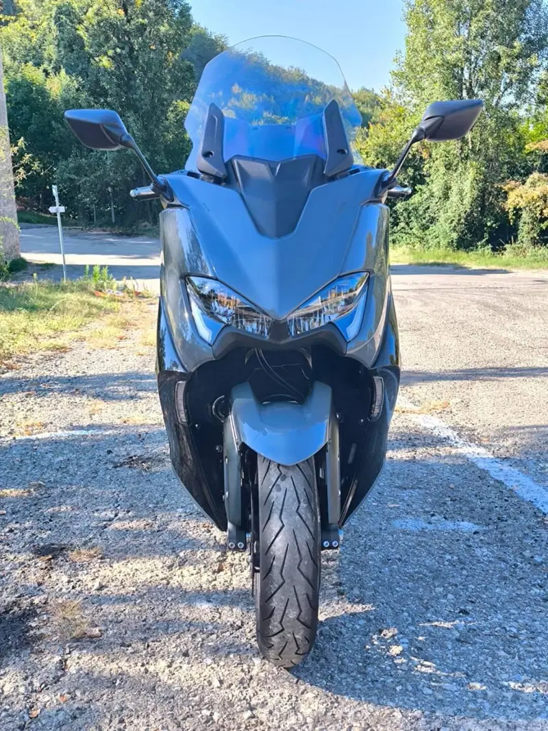 Yamaha T-Max 560 Tech Max (2021) (3)