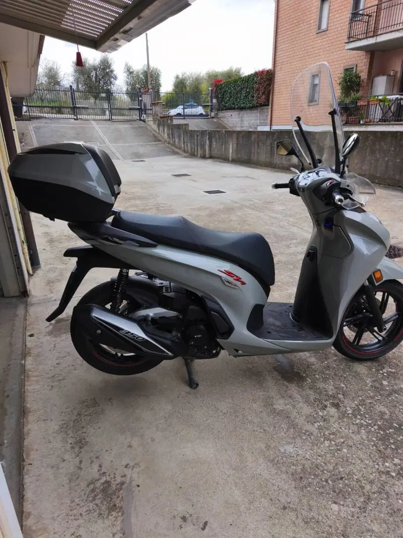 Honda SH 350 Sport (2021 - 24) (2)