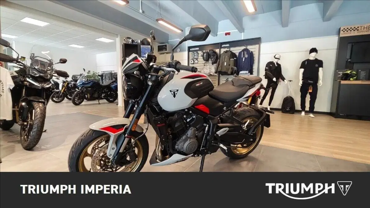 Triumph Trident 800 (2026)