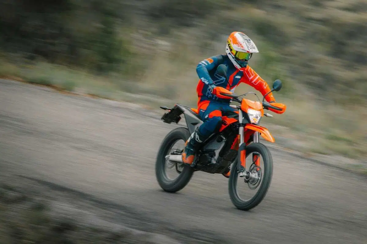 KTM Freeride E 2027, evoluzione tecnica e nuovi parametri prestazionali per l'elettrica da enduro (3)