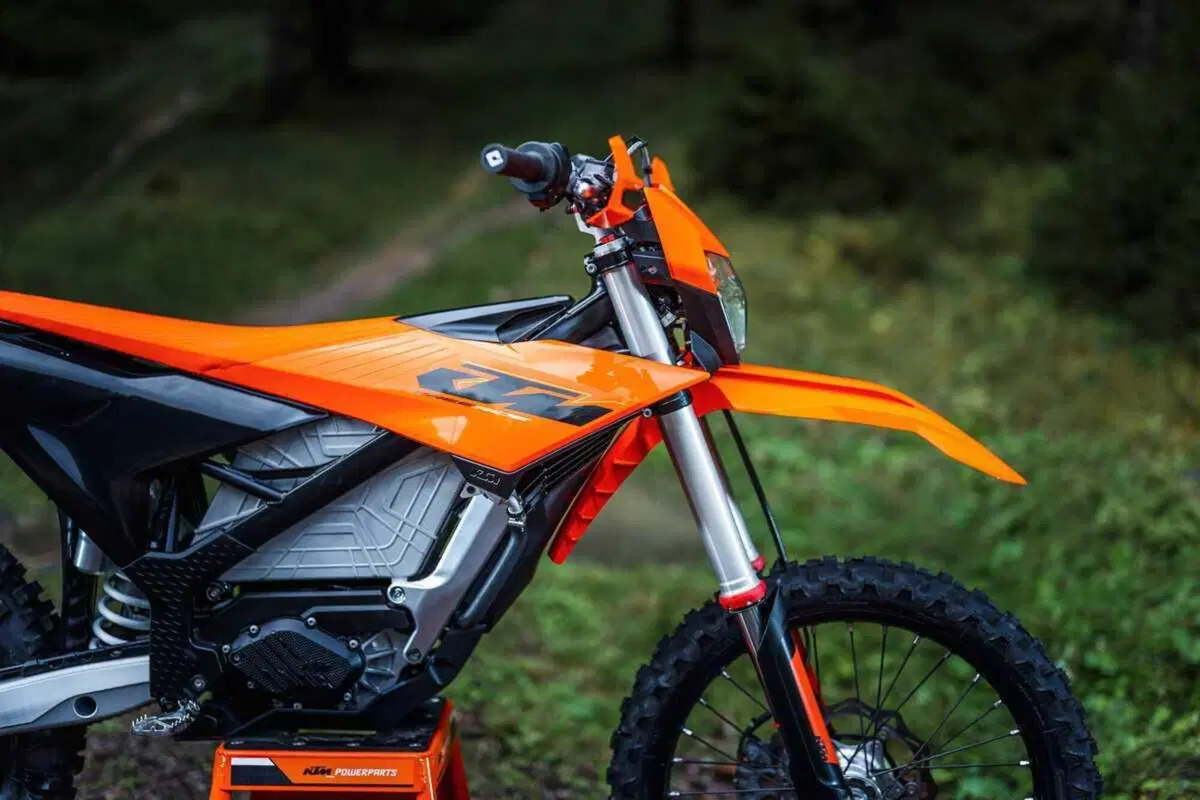 KTM Freeride E 2027, evoluzione tecnica e nuovi parametri prestazionali per l'elettrica da enduro (8)