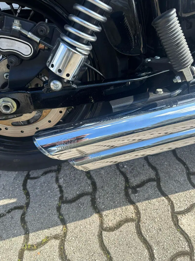 Harley-Davidson 1584 Wide Glide (2007 - 11) - FXDWG (6)