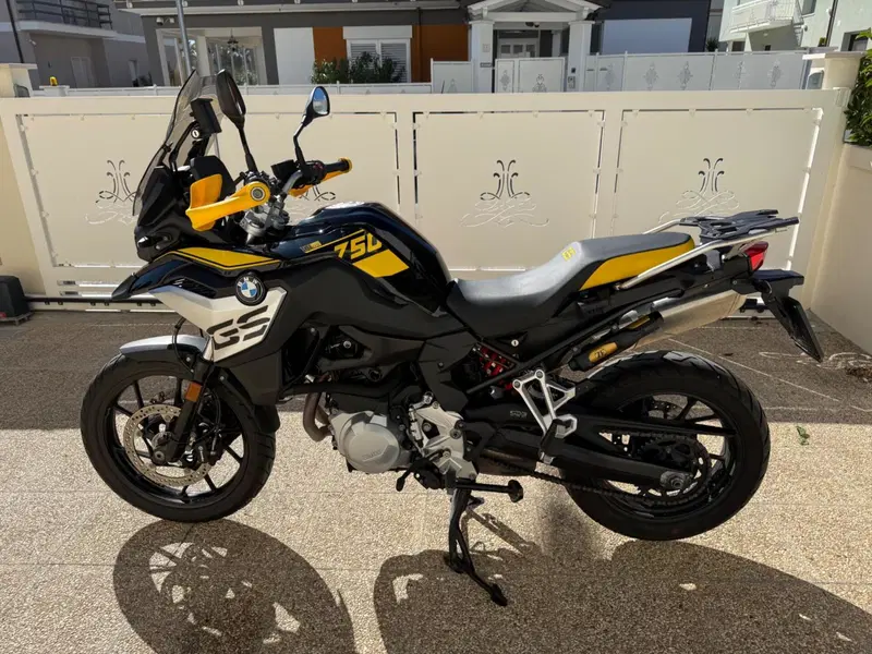 Bmw F 750 GS Edition 40 Years GS (2021) (3)