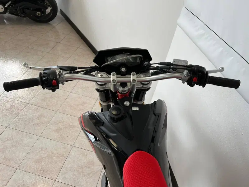 Swm SM 125 R (2025 - 26) (15)