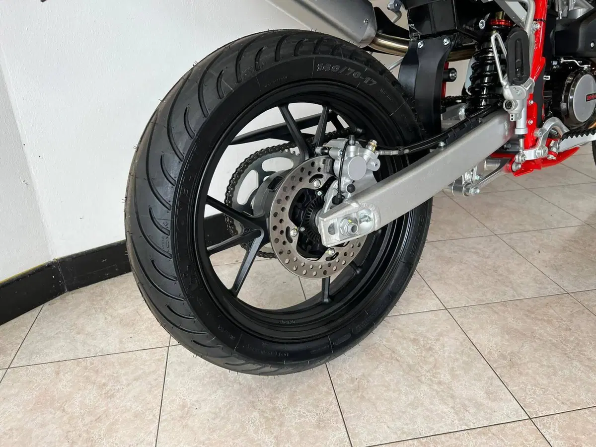 Swm SM 125 R (2025 - 26) (20)