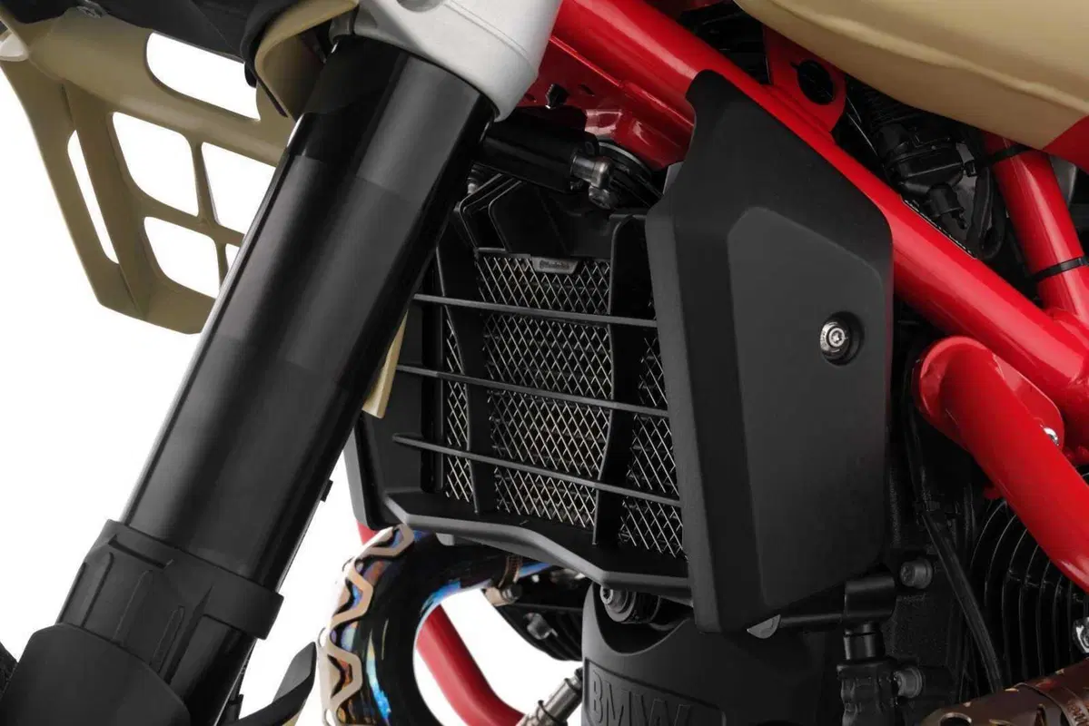 Wunderlich: una difesa intelligente per il radiatore dell’olio della BMW R 12 G/S (2)