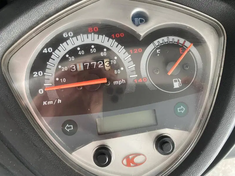 Kymco Agility 150 R16 (7)