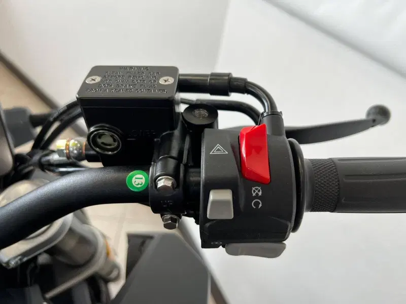 Swm Hoku 125 (2026) (16)