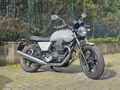 Moto Guzzi V7 III Milano (2018 - 20) usata