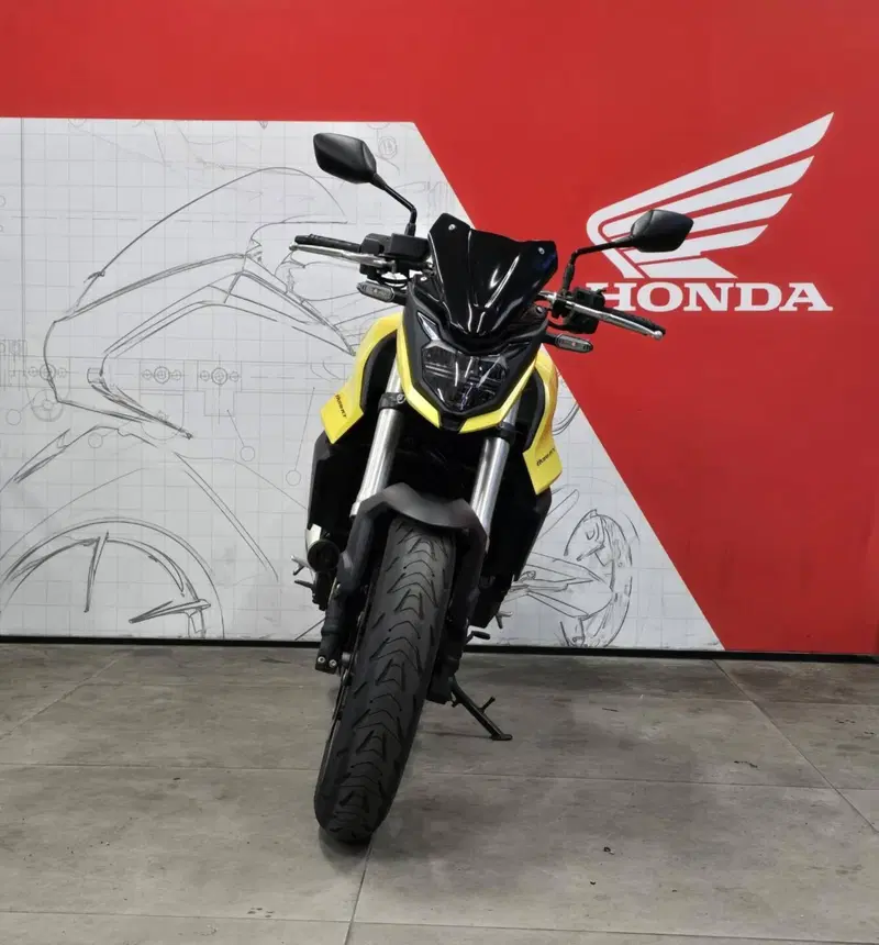 Honda CB 750 Hornet (2023 - 24) (2)