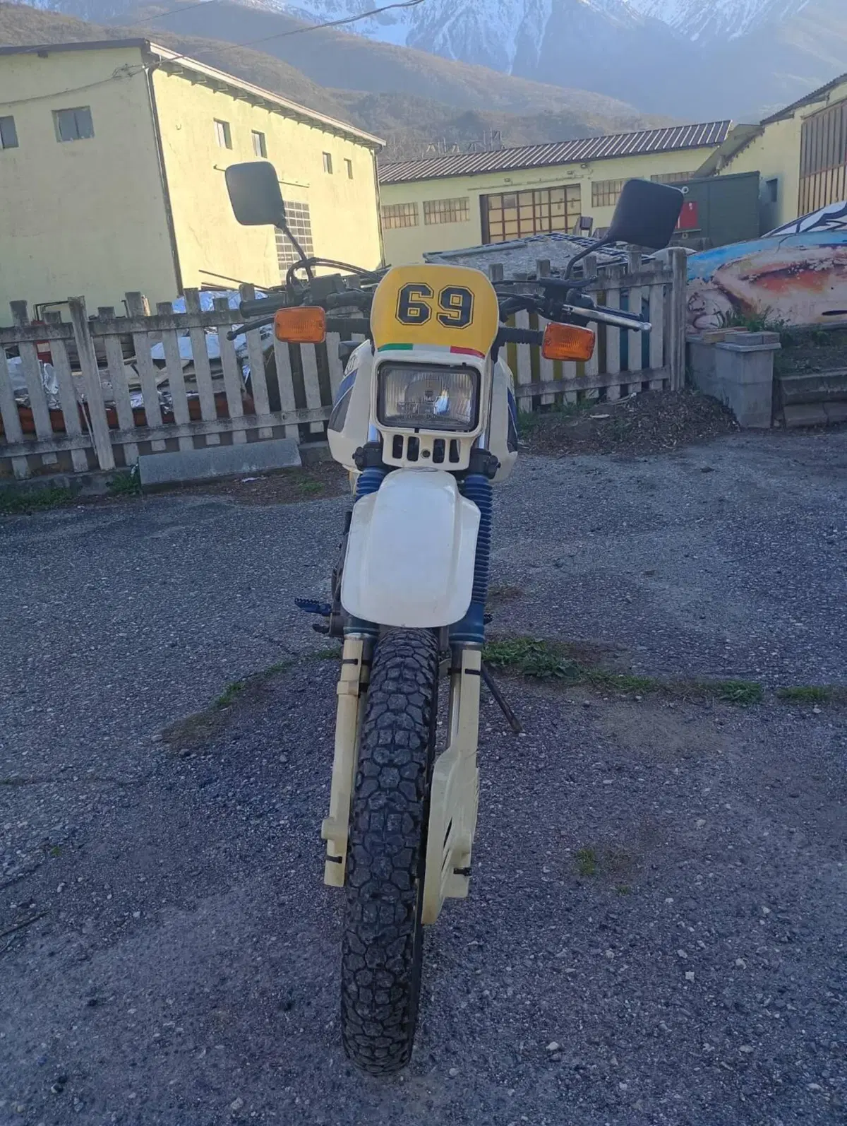 Suzuki Dr 600 r