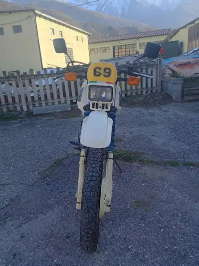 Suzuki Dr 600 r d'epoca