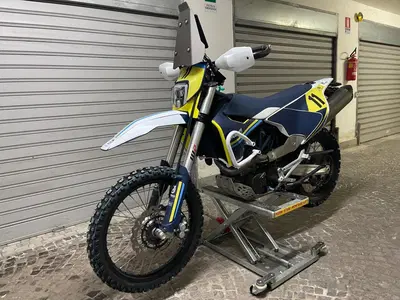 Husqvarna 701 Enduro (2023 - 25) usata