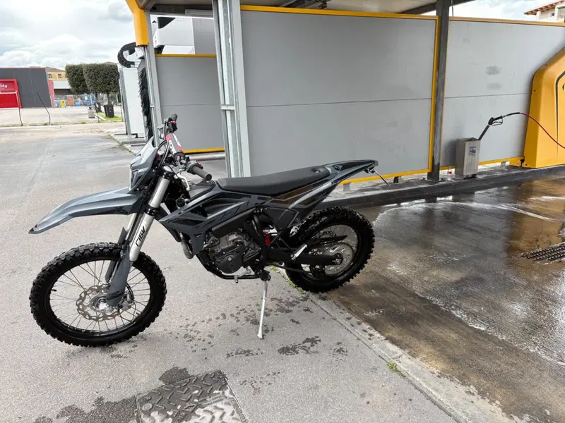 Betamotor RR 125 4T Enduro T - X Special Edition (2025 - 26) (3)