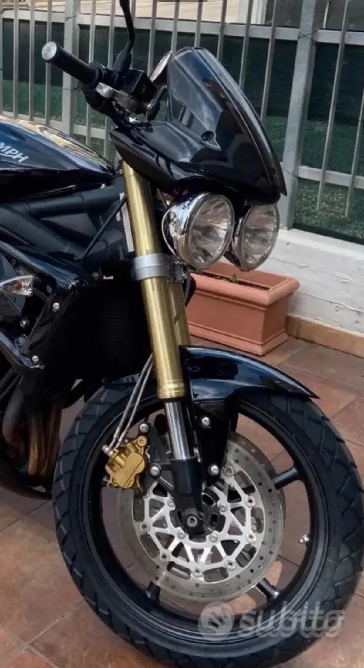 Triumph Street Triple (2007 - 12) (5)