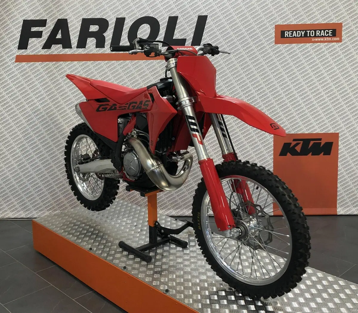 GASGAS MC 300 (2025) (8)