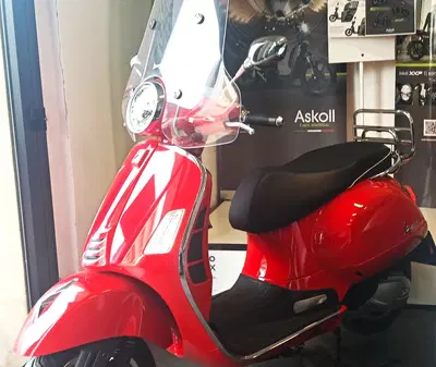 Vespa GTS 300 Super Hpe (2021 - 22) usata