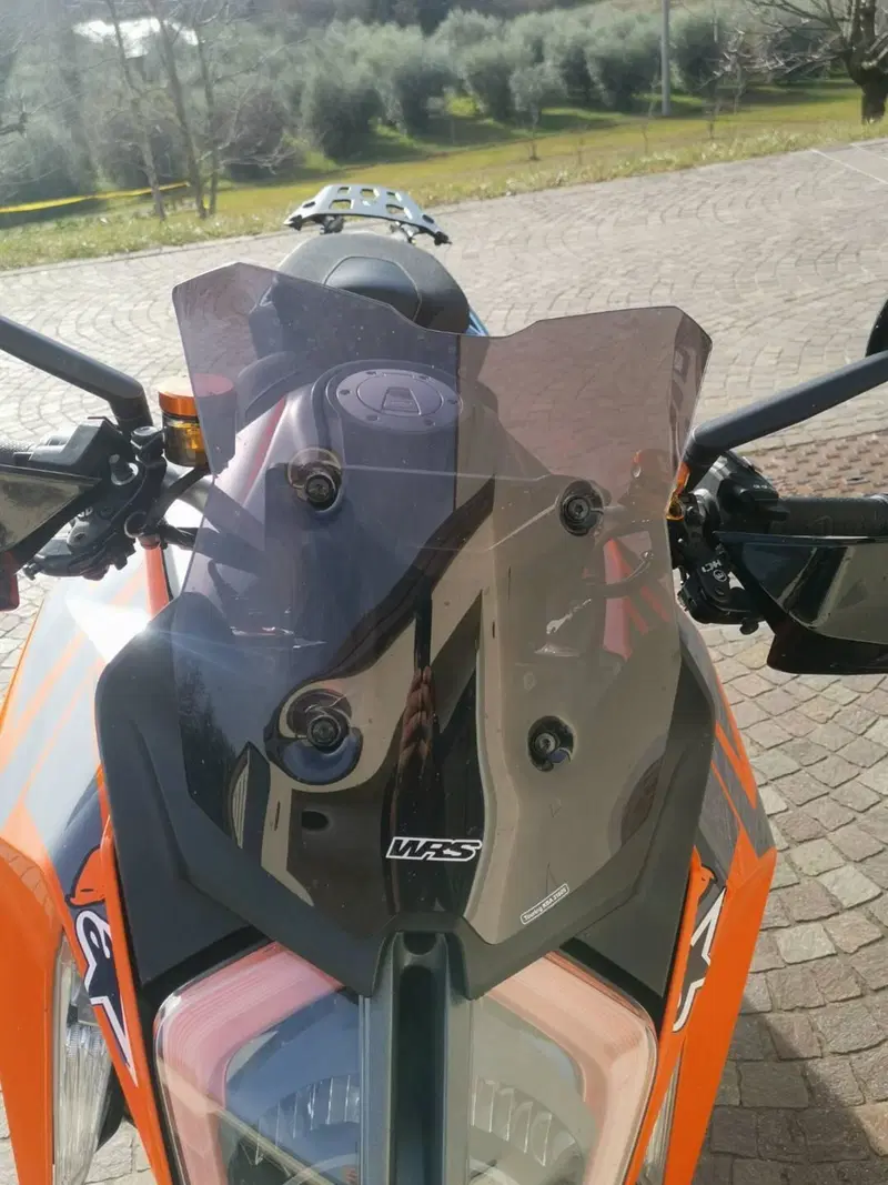KTM 1290 Super Duke GT (2022 - 25) (2)