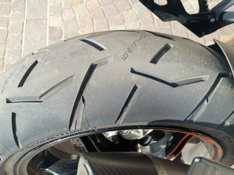KTM 1290 Super Duke GT (2022 - 25) (5)