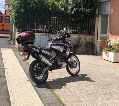 Yamaha XTZ 750 (1989 - 97) usata